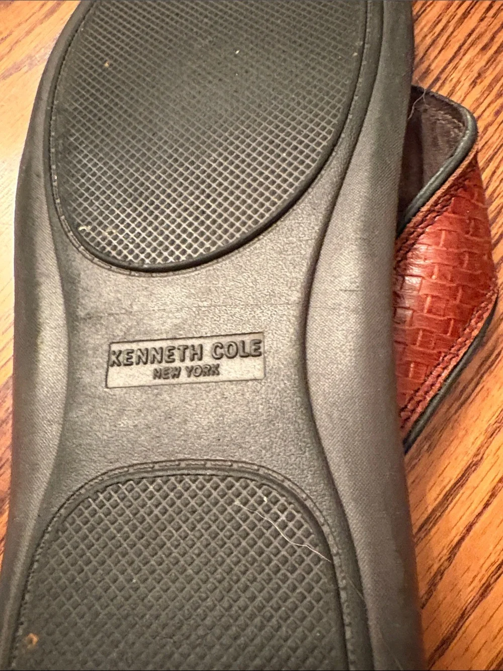 Kenneth Cole kenneth cole